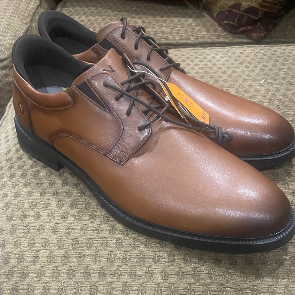 Nunn Bush Kore EZ Hero Plain Toe Oxford

Men's Brown Leather Dress Shoes